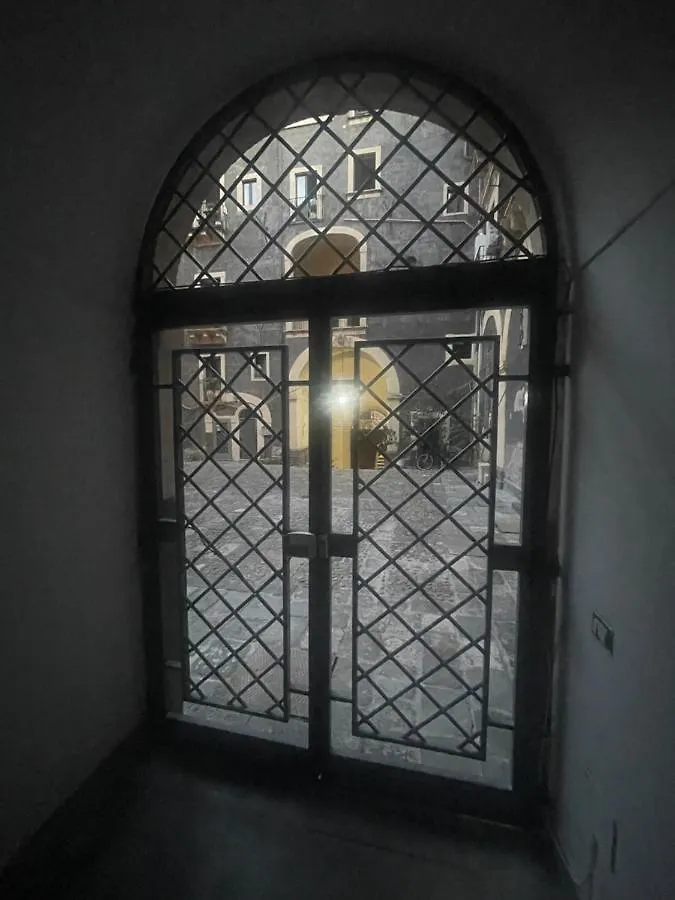 Mega House 2 Apartment Catania 0*,