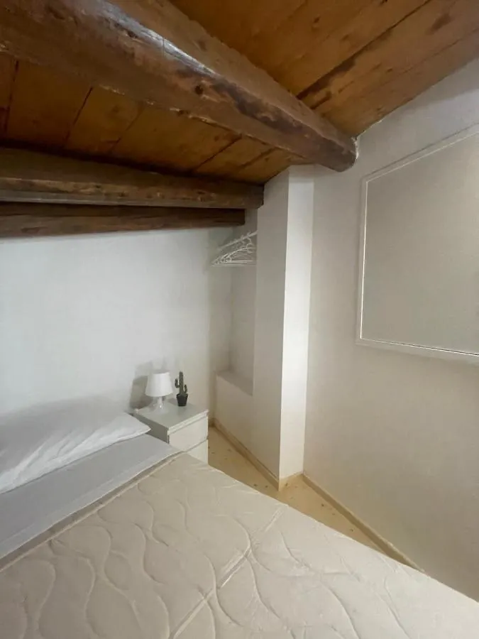 Mega House 2 Apartment Catania